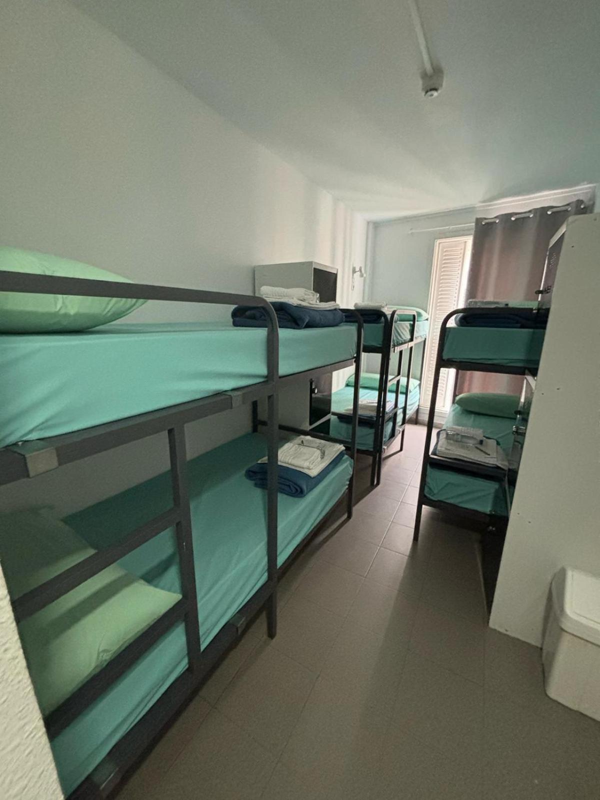 Motion Chueca Hostel Madryt Zewnętrze zdjęcie