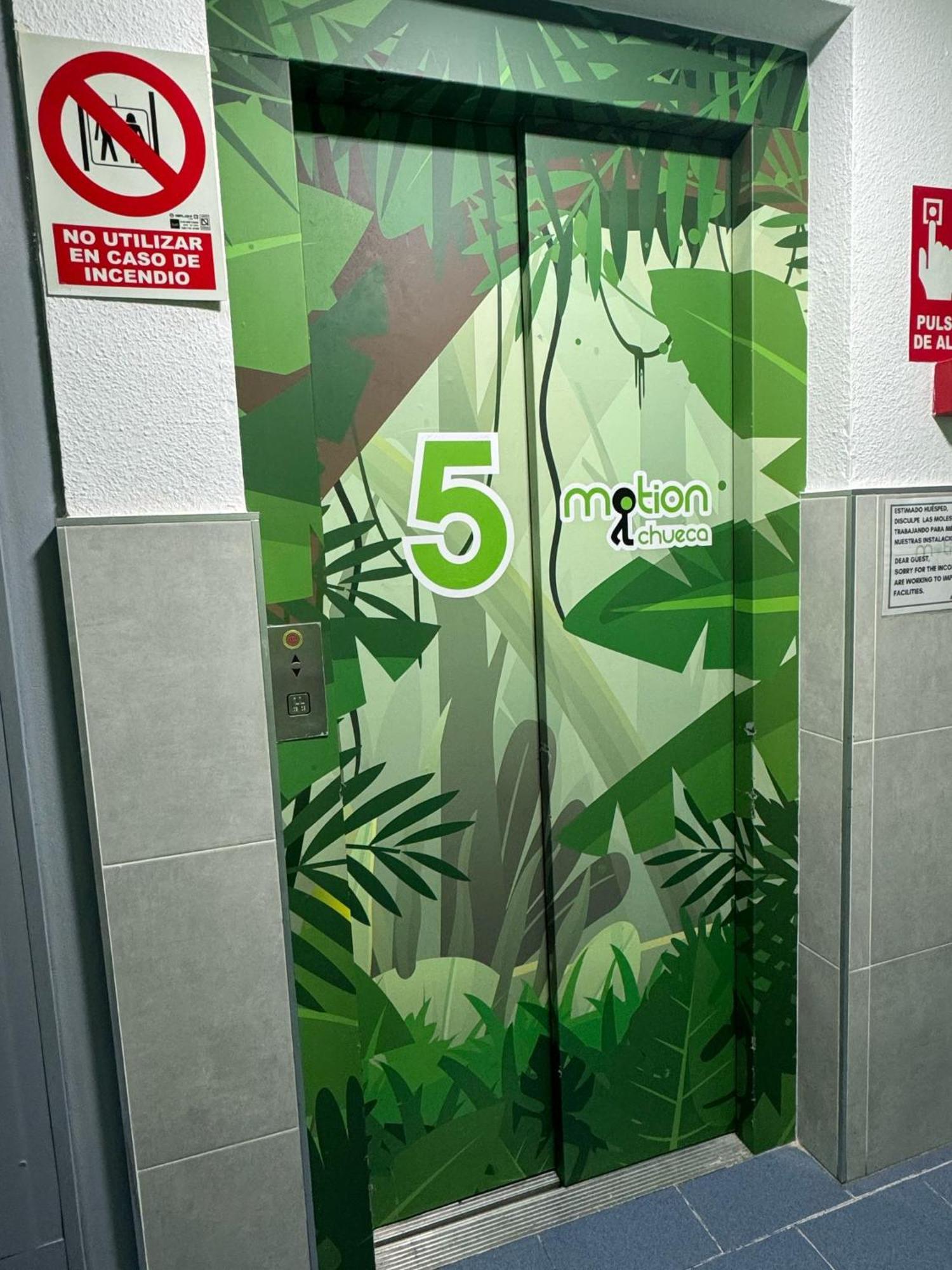 Motion Chueca Hostel Madryt Zewnętrze zdjęcie